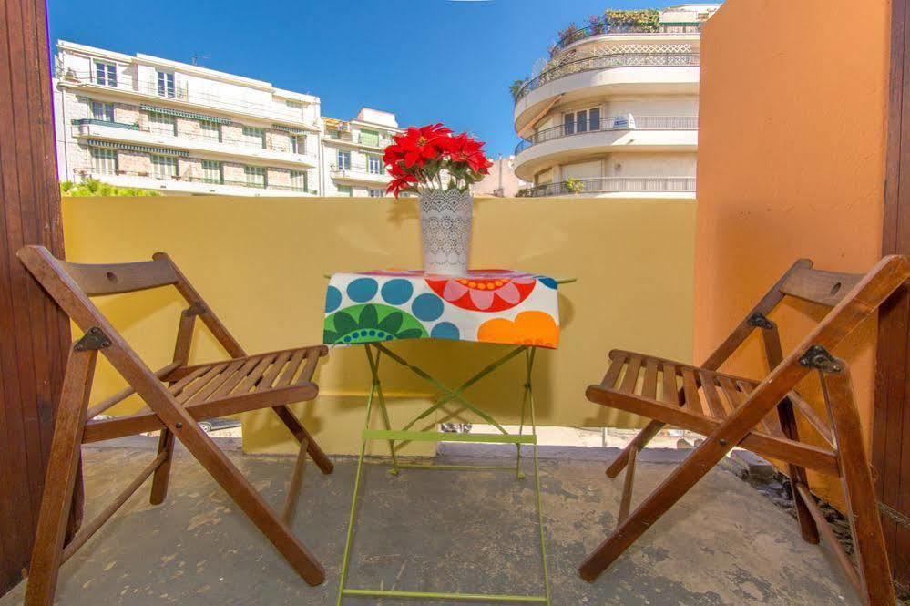 Blue Lagon Five Stars Holiday House Niza Exterior foto