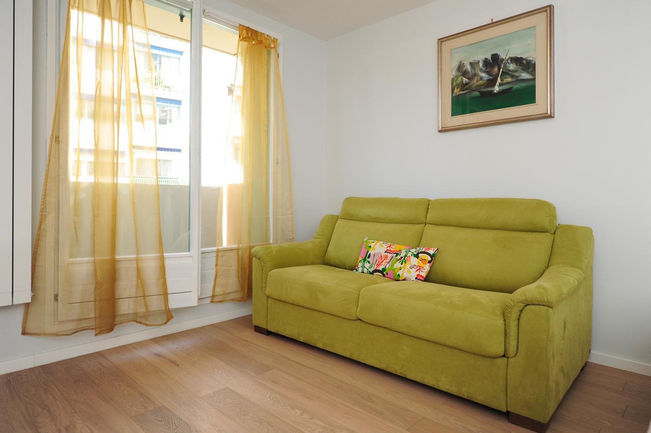 Blue Lagon Five Stars Holiday House Niza Exterior foto